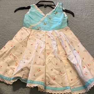 Well Dressed Wolf Blue floral Cameron 3T